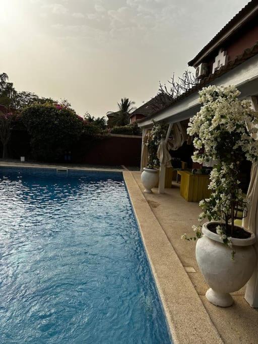 Tres Belle Villa Au Coeur De Saly ภายนอก รูปภาพ