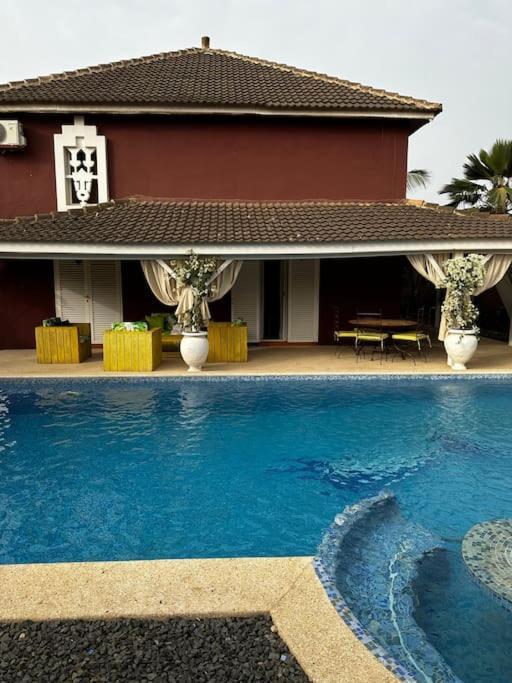 Tres Belle Villa Au Coeur De Saly ภายนอก รูปภาพ